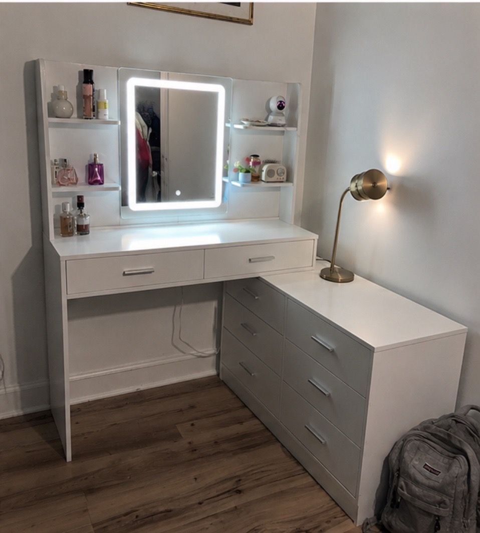 White Vanity Desk with Storage Drawers | Makeup Vanity or Desk - photo 3