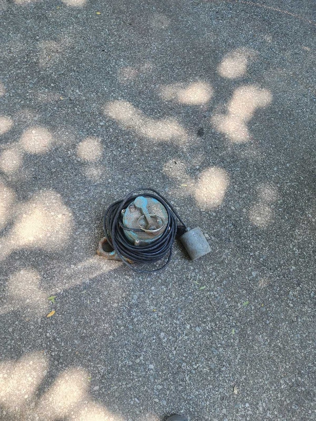 Little Giant 9EN-CIA-RF Submersible Effluent Pump - photo 2