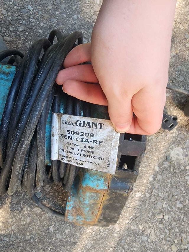 Little Giant 9EN-CIA-RF Submersible Effluent Pump - photo 3