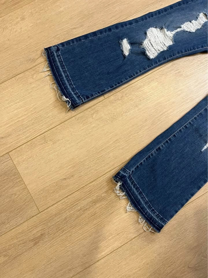 GUESS Dark Blue Distressed Jeans - photo 5