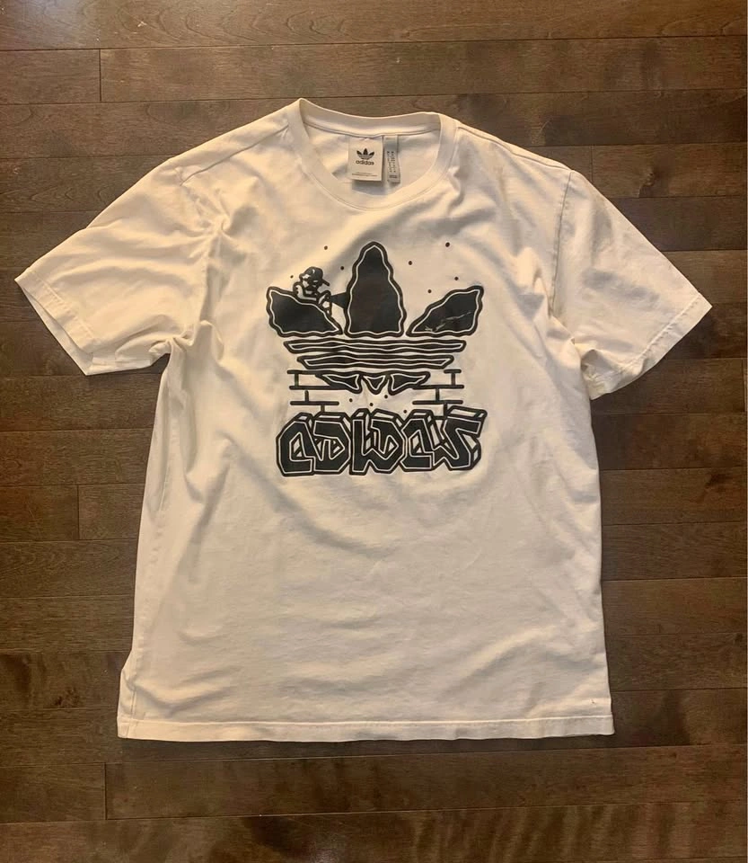 ADIDAS graffiti font T-shirt