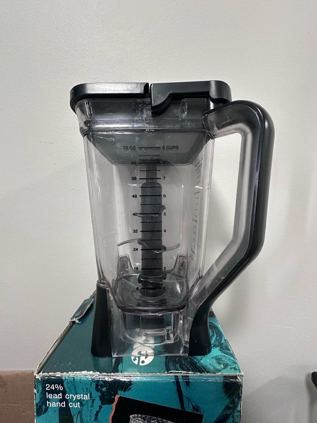 Ninja Blender Container with blades and lid