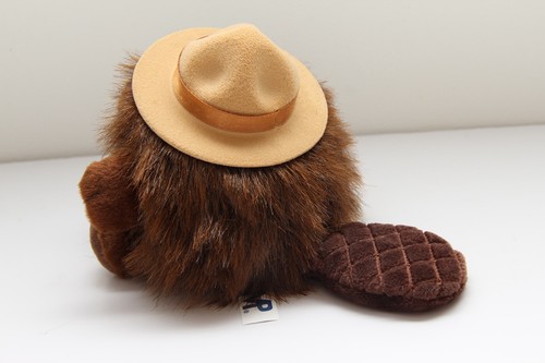 Corporal Flapjack Jr. Stuffed Animal House Beaver RCMP 8” - photo 2