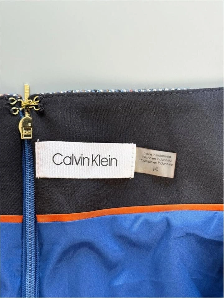 Calvin Klein Plaid Mini Skirt, Pre-Loved Wool Blend, Sz 14 - photo 4