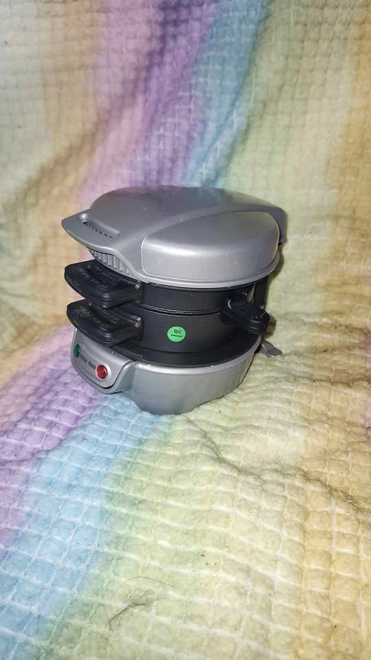 Hamilton Beach Breakfast Sandwich Maker