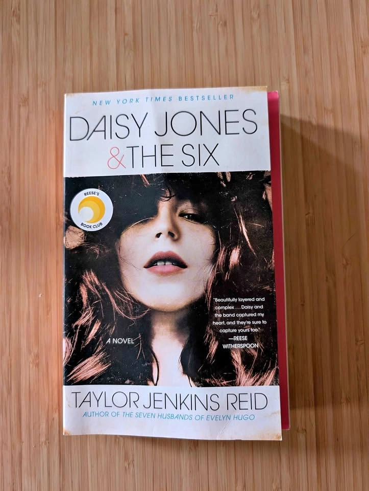 Daisy Jones & The Six by Taylor Jenkins Reid