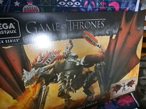 Mega Construx Game of Thrones Daenerys and Drogon 735 PCS - photo 2