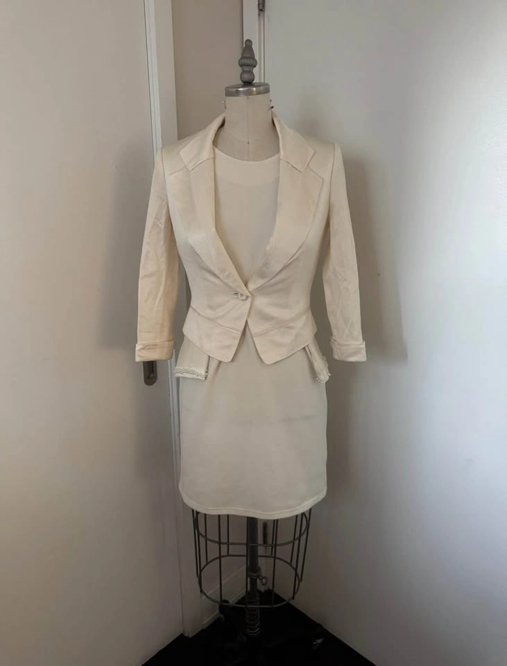 Ladies 2-Piece Suit (Dress and Blazer) - Size 4/Small - photo 2
