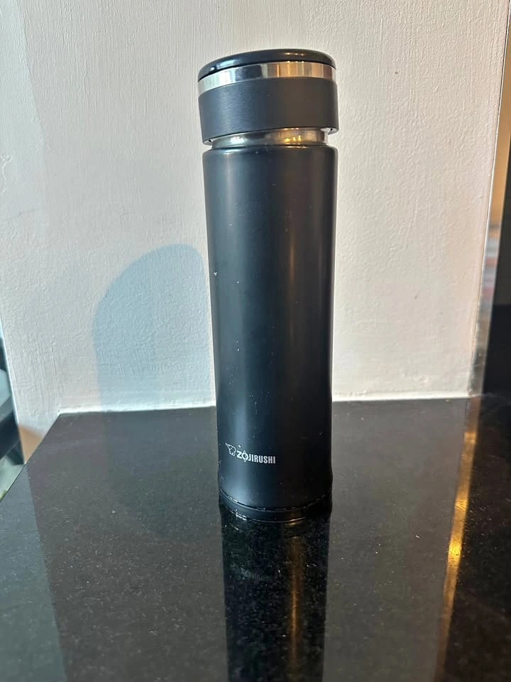 Zojirushi - Hot/Cold thermos