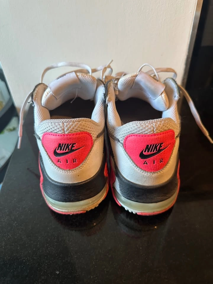 Nike - Air Max Shoes - photo 2