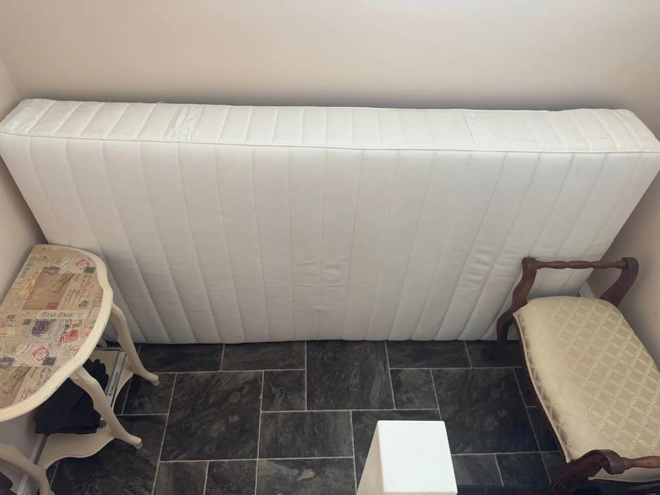 Twin Size White Mattress - photo 2