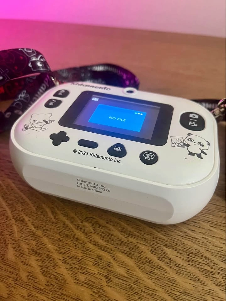 Kidamento Model P Instant Print Camera - photo 2