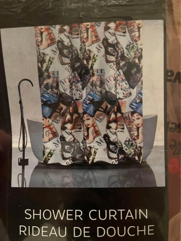 Vogue bath curtain $5 - photo 2
