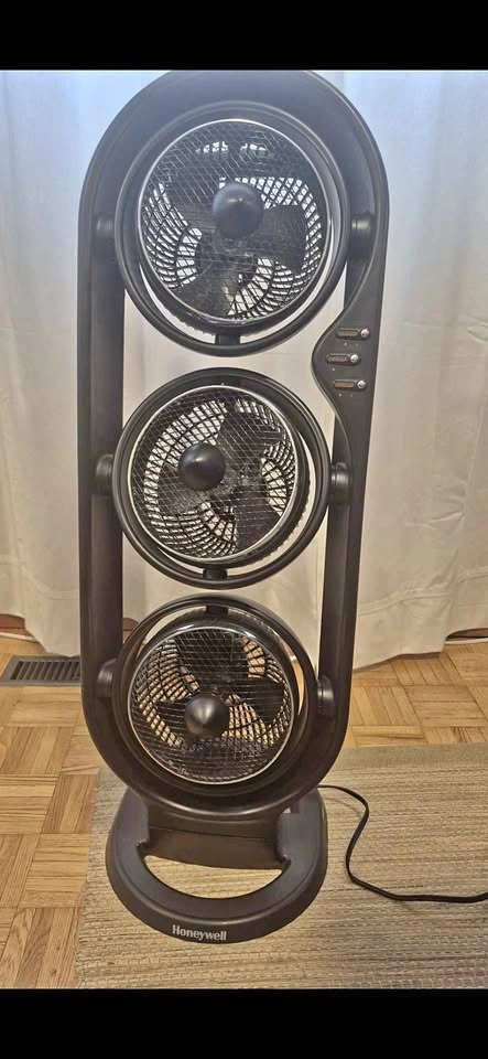 Honeywell Triple Tower Fan