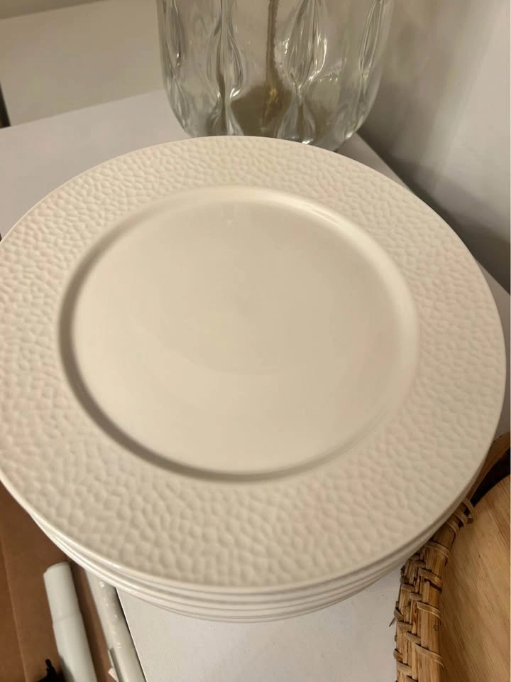 Dinner plates - photo 3