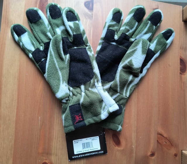 New Ed Hardy men's gloves size Large