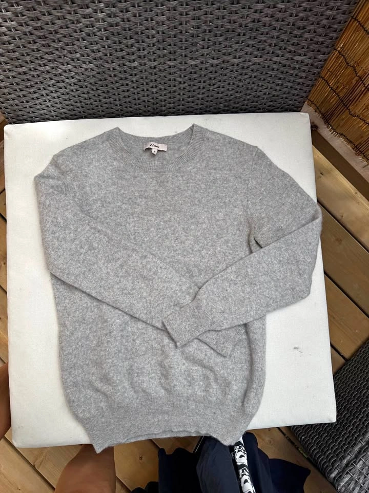 Etam 100% Cashmere Crew Neck Sweater - Medium