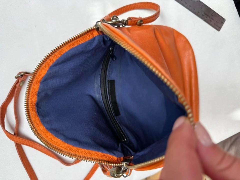 Vintage Anoki Paris Genuine Italian Leather Orange Cross Body Ta - photo 5