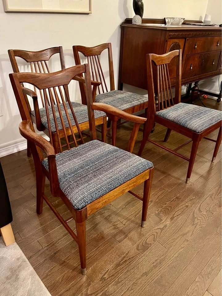 Set of 4 Mid-Century Modern Walnut Dining Chairs (by Krug furnit - photo 2