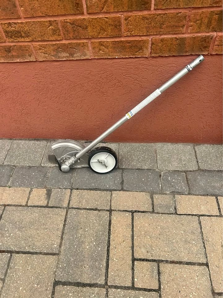 Echo Lawn Edger Attachment