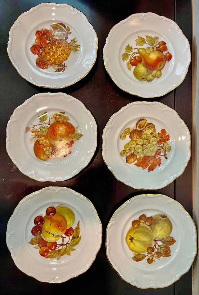 Vintage Winterling Röslau Bavaria Fruit Gold Salad Plates