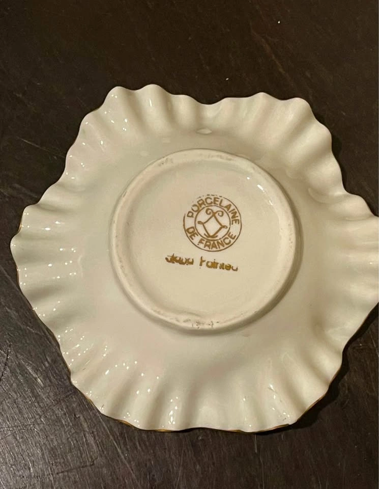 VINTAGE Limoges Floral Trinket Dish with Gold Rim Ruffles - photo 3