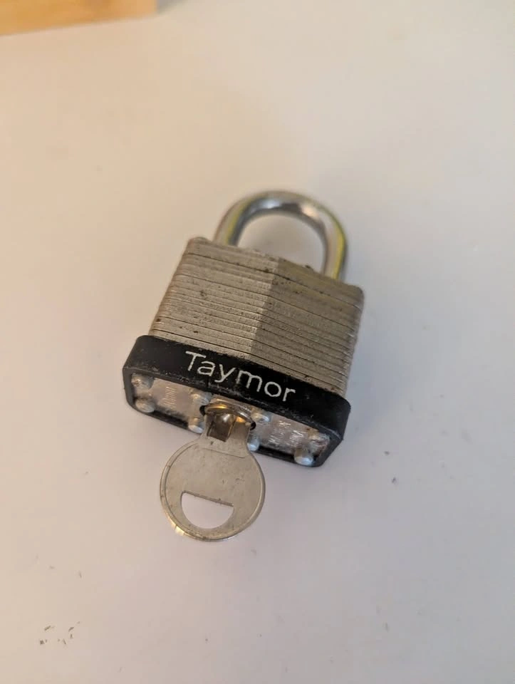 Taymor Laminated Steel Padlock with Key