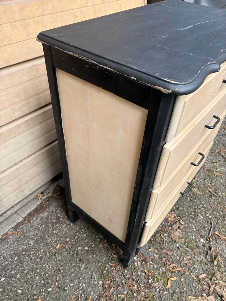 Solid Wood 4-Drawer Dresser - photo 3