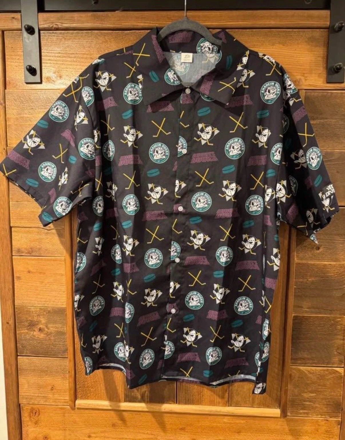 Anaheim Ducks Polo Button Up Shirt Mens Extra Large NHL