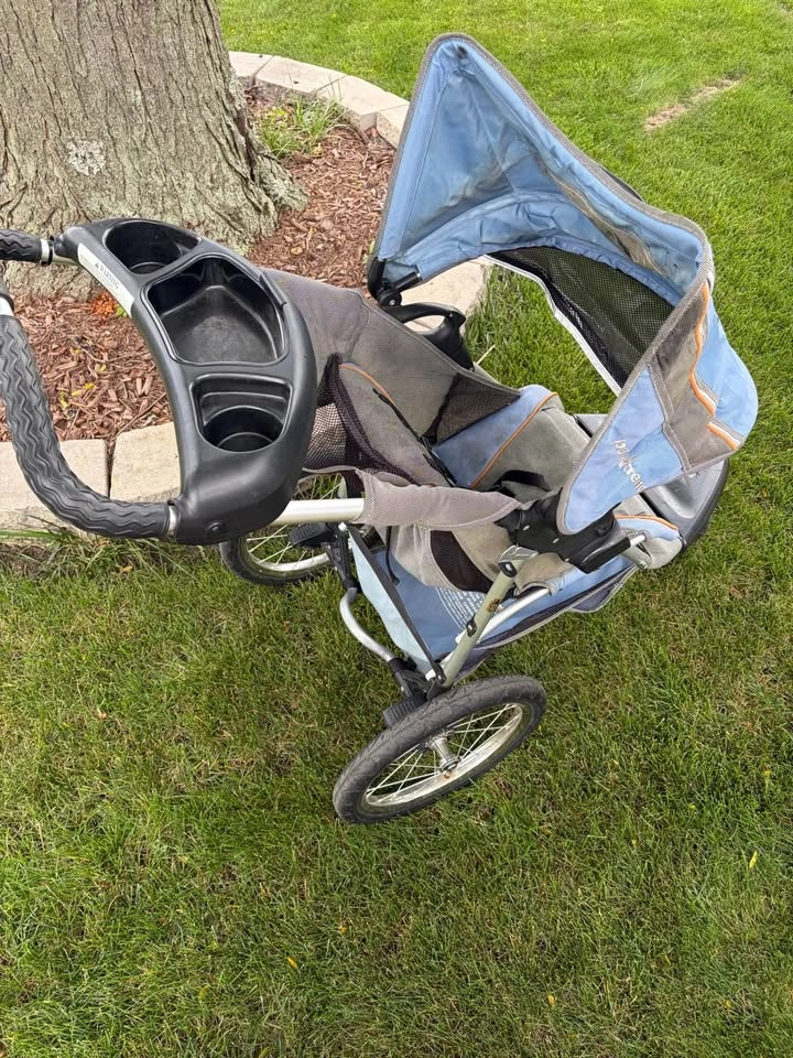 Baby Trend Expedition - Jogging Stroller - photo 3