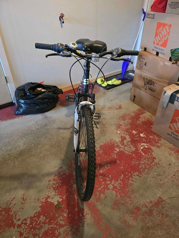 Outbound Mountain Bike - photo 2