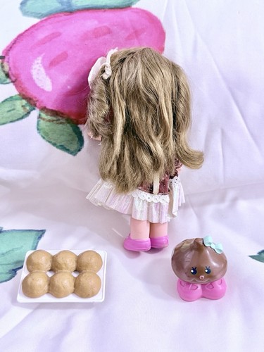 1988 Mattel Cherry Merry Muffin Chocolottie Doll Set - photo 2