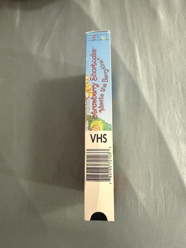 Strawberry Shortcake Meets The Berrykins, FHE, 1985, VHS 60 Minu - photo 2