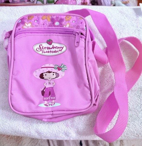 2003 Strawberry Shortcake Crossbody Cell Phone Bag - CUTE!