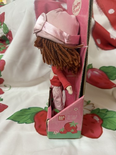 Strawberry Shortcake Berry Soft Friends Pajama Glow Plush Doll - photo 2