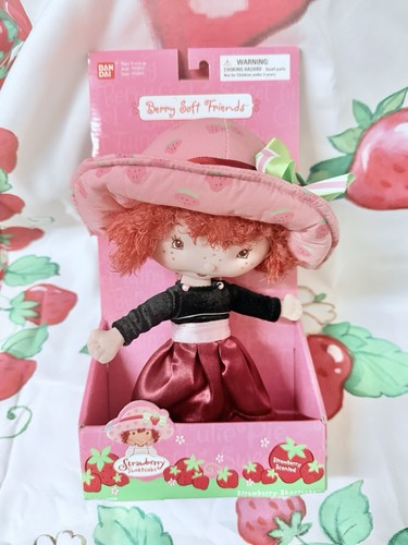 Strawberry Shortcake Bandai Berry Soft friends Plush 2003-NIB