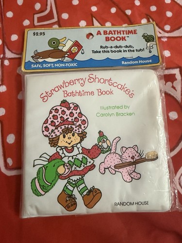 Vintage Strawberry Shortcake Bath time Book 1984 RARE-NIP