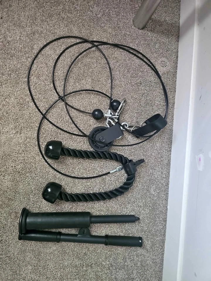Gym Cable Pulley System Attachments
