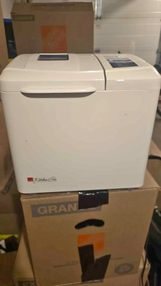 Kitchen Pro Time Bread Maker