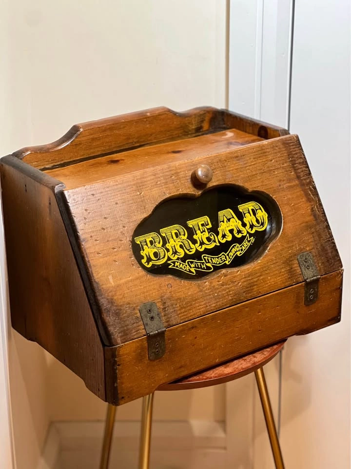 Vintage 1984 Wooden Bread Box – Rustic Farmhouse Decor - photo 2