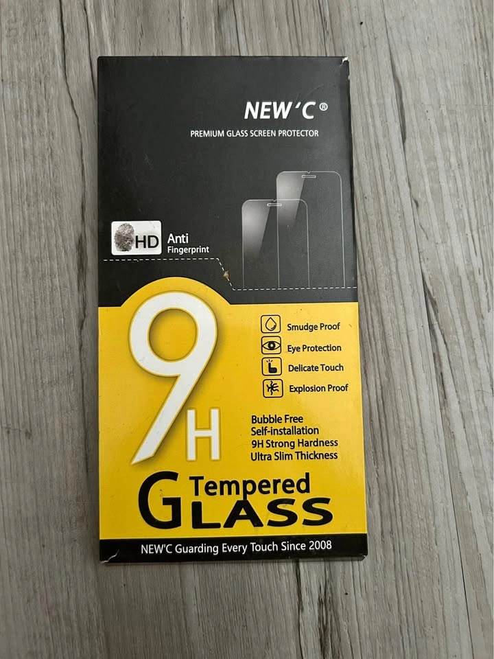 NEW’C iPhone 11 / XR Privacy Tempered Glass Screen Protector