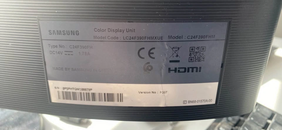 60 hz curved Samsung Monitor (21 inch) - photo 2