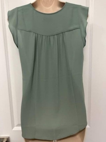 LOFT Ruffle Flutter Sleeve Blouse Small Petite SP Sage Green - photo 5