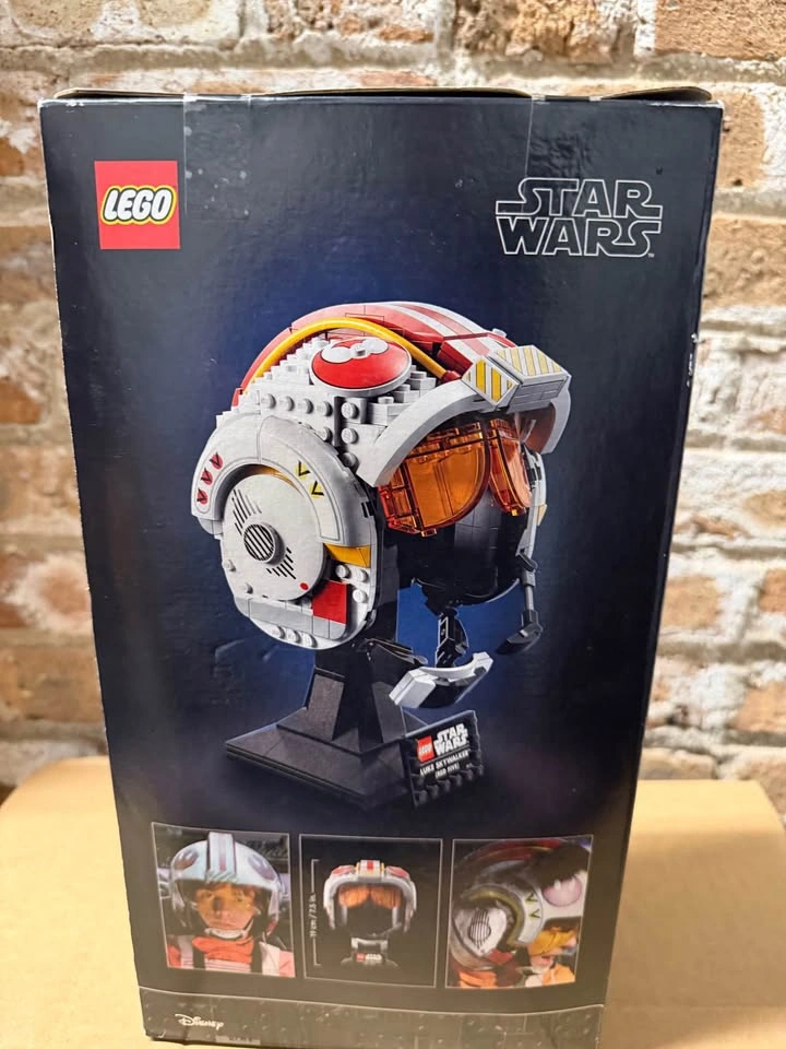 LEGO Star Wars Luke Skywalker (Red Five) Helmet 75327 - photo 2