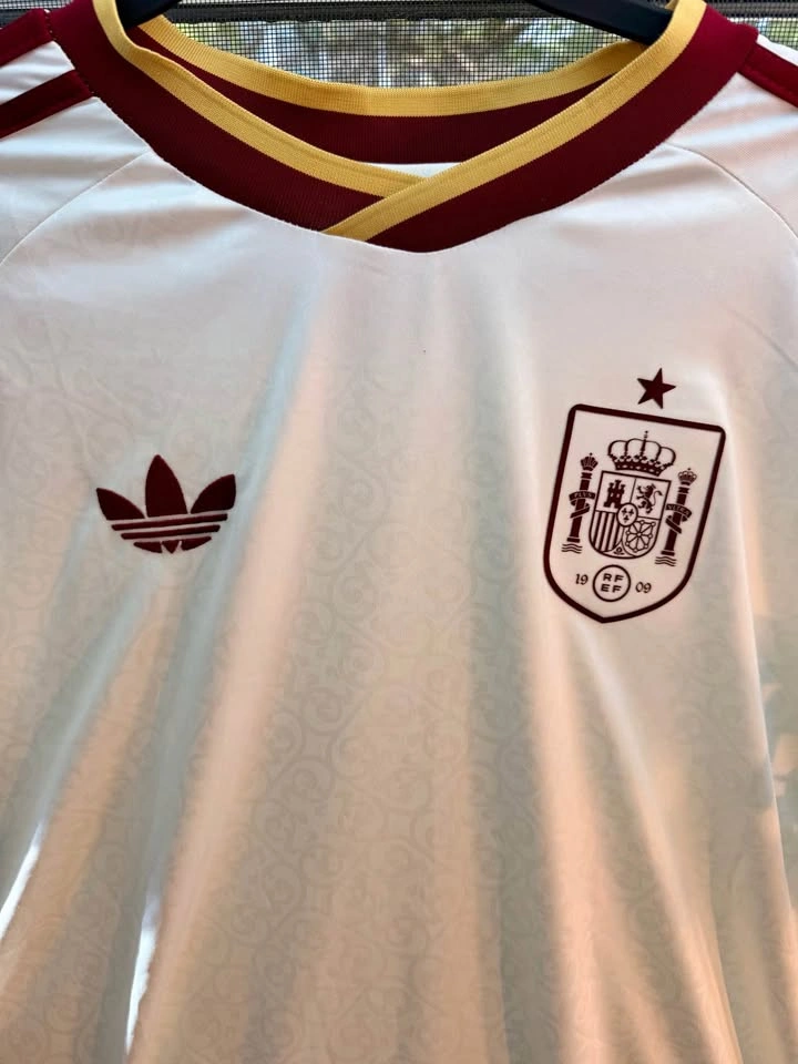 Spain Jerseys 🇪🇸 - photo 4