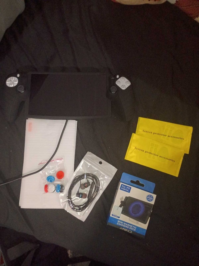 PlayStation Portal, bought March 2026, used once - photo 5