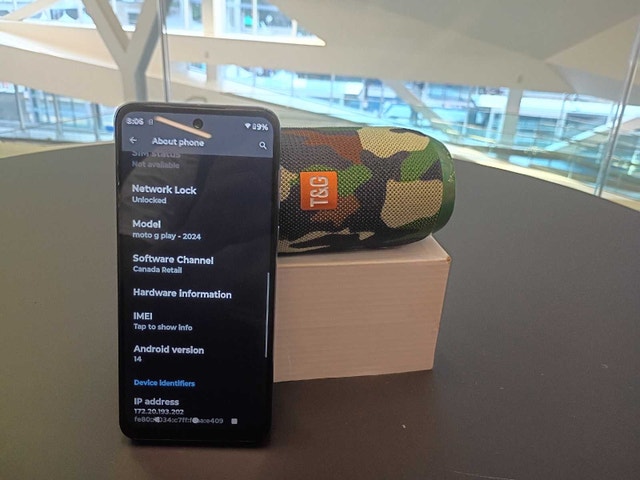 Motorola g series 2024 64gb Android phone - photo 2