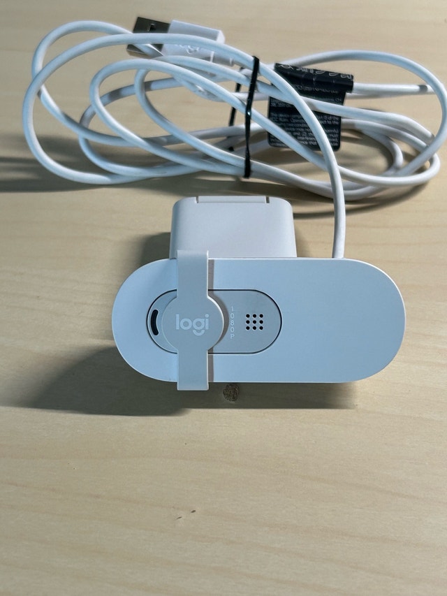 Logitech Brio 100