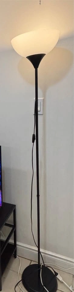 MOVING SALE IKEA Floor Lamp - photo 3