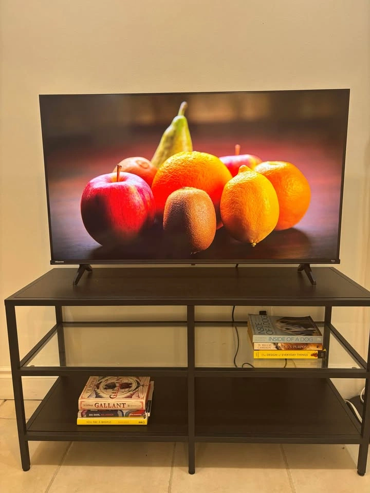 MOVING SALE TV and stand - photo 4